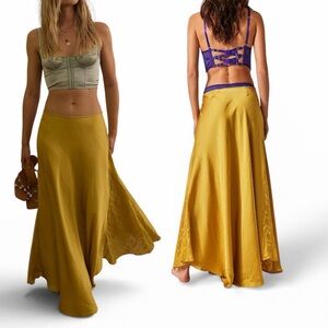 Make You Mine Half Slip  NWT Size Small